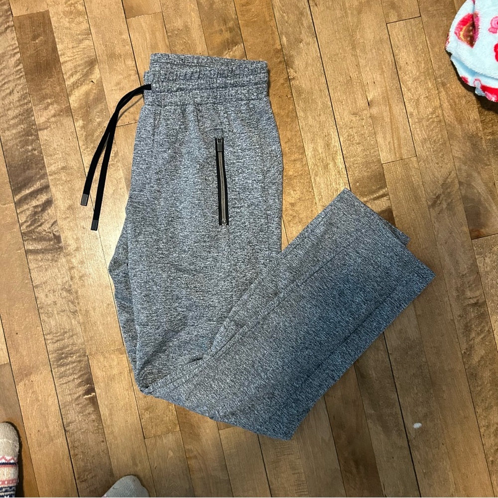 Athleta Tapered Jogger Sweatpants W/ Zip Pockets